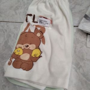 Bear Celana Pendek Anak M
