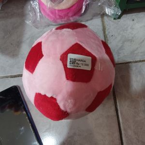 Boneka Bola Pink