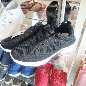Cani Sepatu Fashion Sport/Black/37