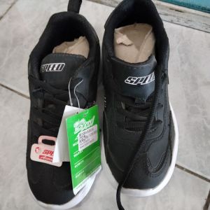 Speed Action/ Hitam/ 33