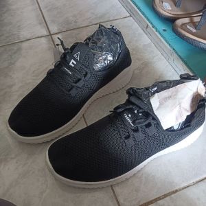 GR Sepatu Sport/Black/39