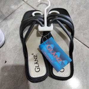 Sendal Slop Glanz Cewek/ Hitam