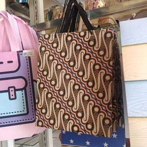 Paperbag Batik