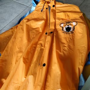 Plevia Jaket Celana Anak 