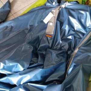 Elmondo Poncho Lengan Biru