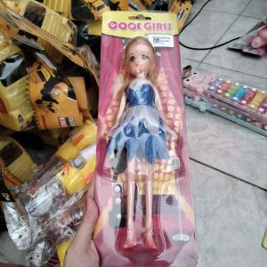Cool Girls Fashion Doll