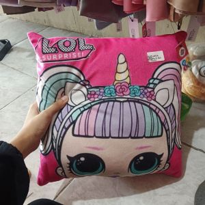Boneka Bantal