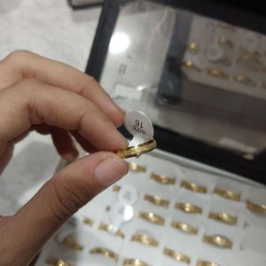 Cincin Gold Gliter
