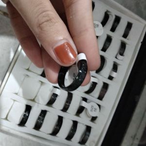 Cincin Titanium Hitam Pasir 