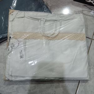 Mukena Renda/Putih