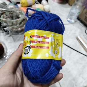 Benang Wol/ Biru Tua