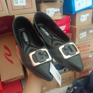 Connexion Flatshoes/Hitam/37