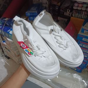 Sepatu Fashion Cani/White/38