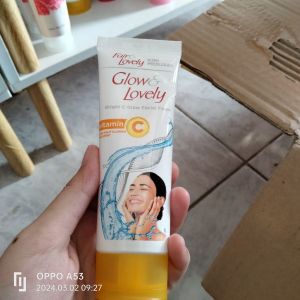 Fair & Lovely Glow & Lovely Vitamin C Facial Foam