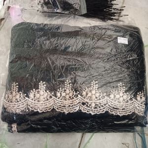 Mukena Renda Bordir/Hitam