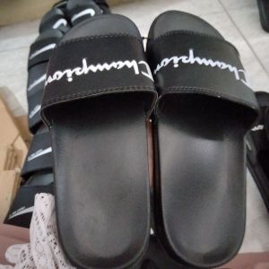 Sendal Slop/ Champion 37