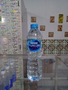 Nestle Pure Life Sedang