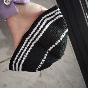 Kopyah Hitam List Putih