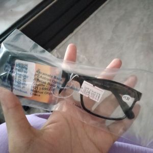 Kacamata Baca +1.50