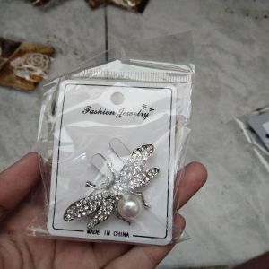 Bross Mutiara Lebah