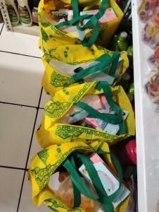 Paket tas