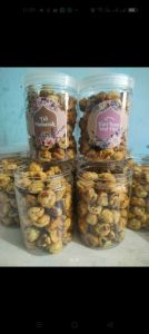 Soes coklat toples