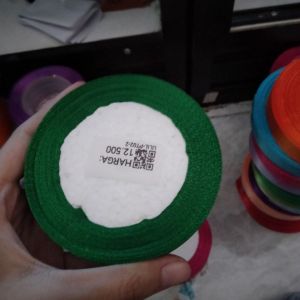 pita gulung Polkadot hijau 