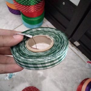 pita motif kotak