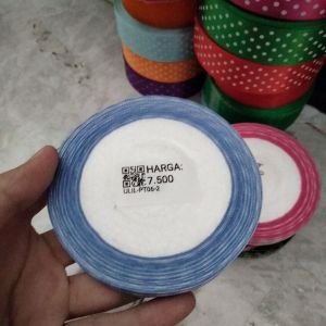 pita motif kotak