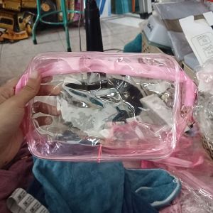 Pouch makeup