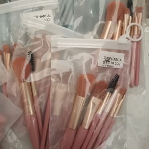 Set Brush