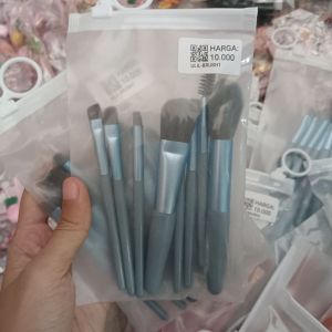 Set Brush