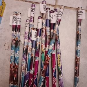Montana - Pensil Karakter