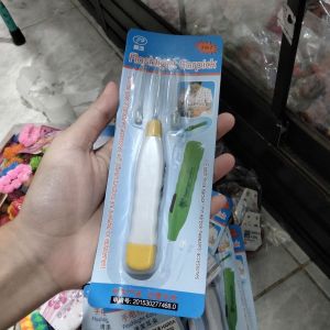 Flashlight earpick
