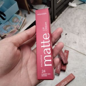 Wardah Exclusive Matte Lip Cream No.24 Cherry Go Round
