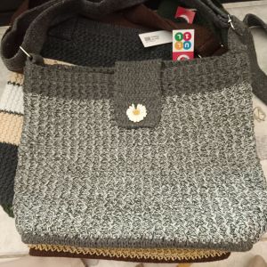 Totebag Rajut Daisy