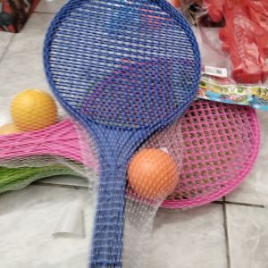 raket tenis