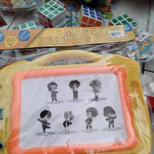 magnetic drawing board 