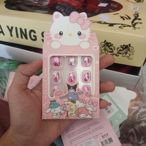 Kuku Palsu Anak