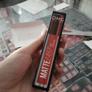 OMG matte Lip Cream No.20 Blossom