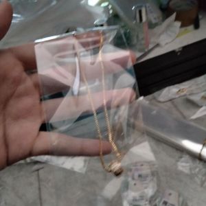 kalung titanium 