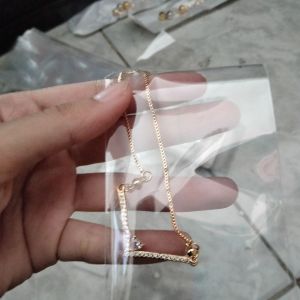 kalung titanium 