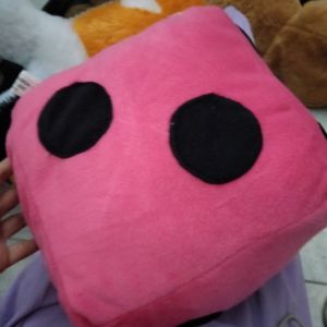 boneka dadu M