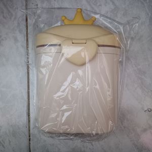 Tempat Susu Besar