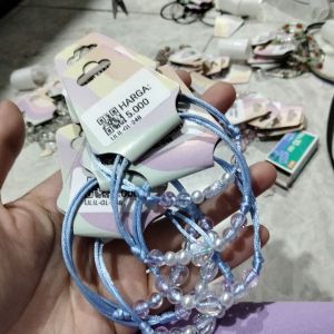 gelang mote 