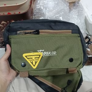 Tas Slempang Tapaxco