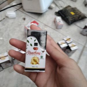 Strawberry black