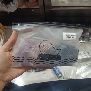 Ikat Rambut Pouch