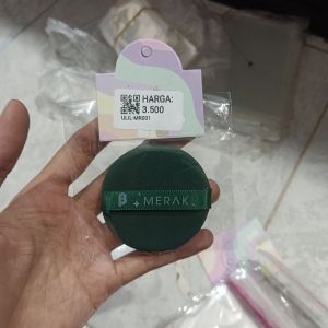 Puff Makeup