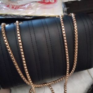 tas selempang rantai 